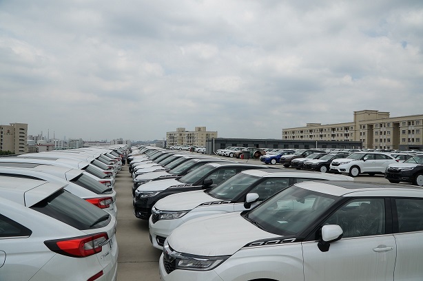 新沙港汽车仓库出租